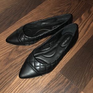 Lane Bryant Quilted black toe flats 10W